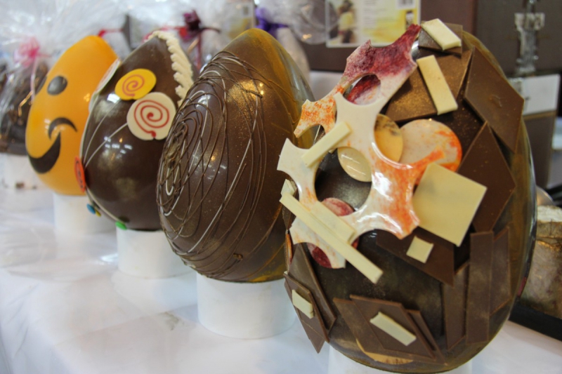 boulangerie-BONSON-min_chocolate_factory_eggs_easter-897028